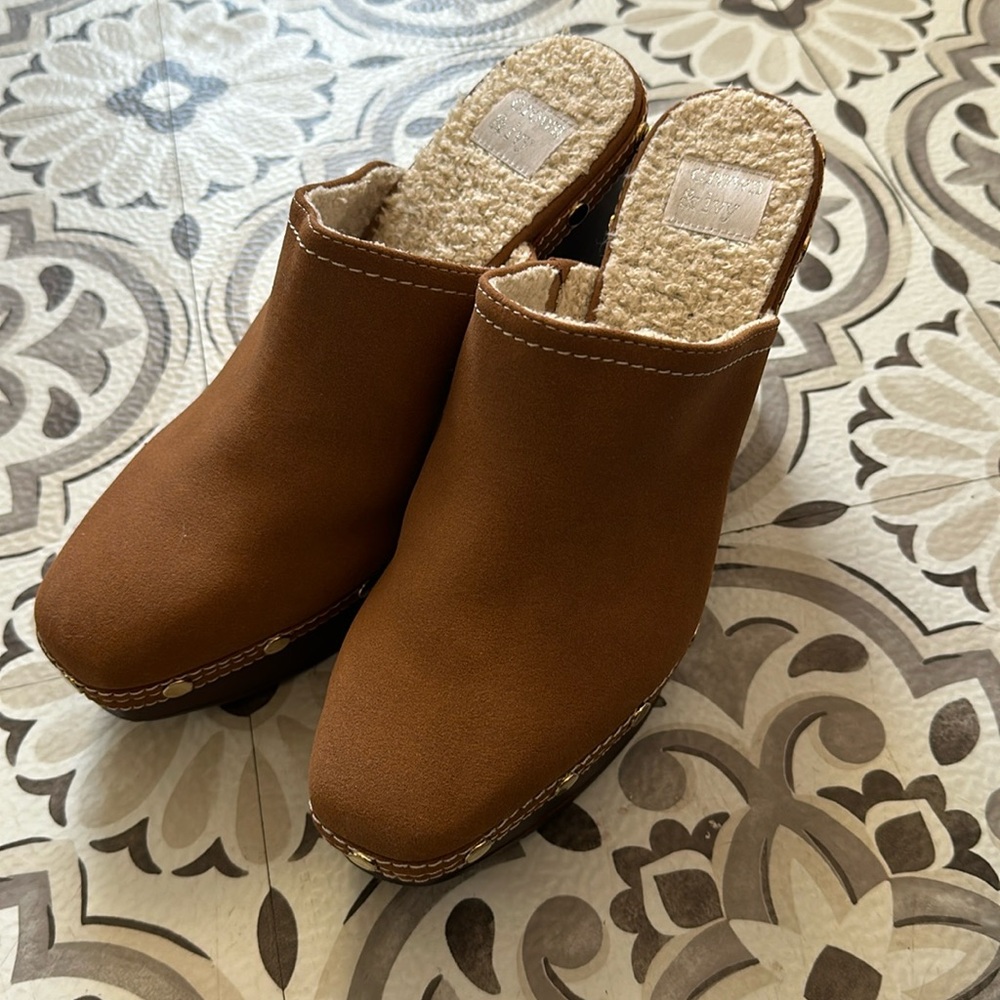 Crown & Ivy Dark Brown Heeled Mules 9
